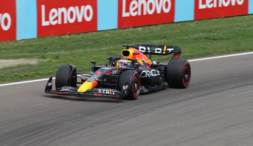 Formula 1 pit stop